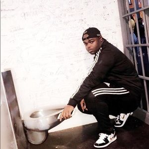 Meet your Posher, Derek